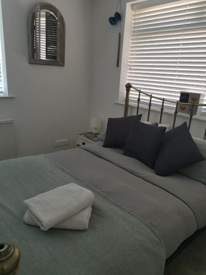Bungalow With Parking, Near Preston Park Hove Esterno foto